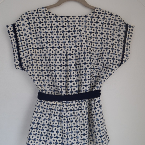 Business Casual Blouse - Picture 3 of 3